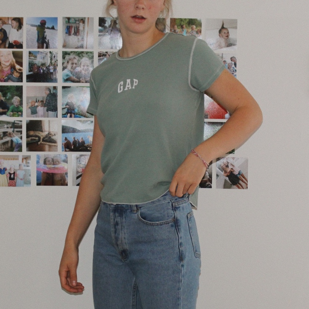 vintage gap t-shirt
